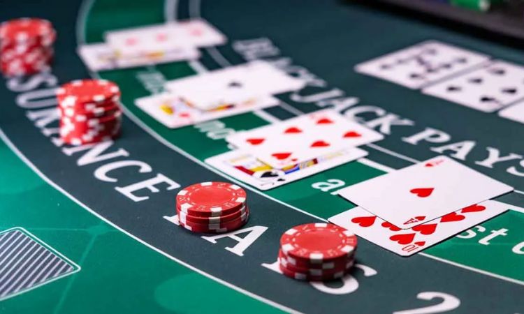 Comparing Blackjack and Baccarat