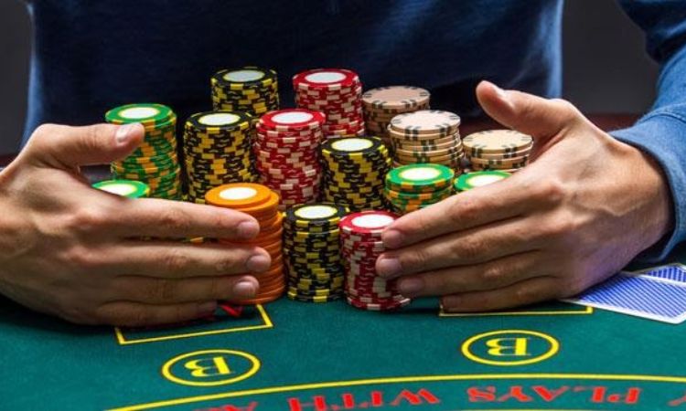 should-i-bet-banker-player-or-tie